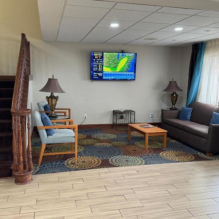 Baymont By Wyndham Mishawaka South Bend Area Hotel Bagian luar foto