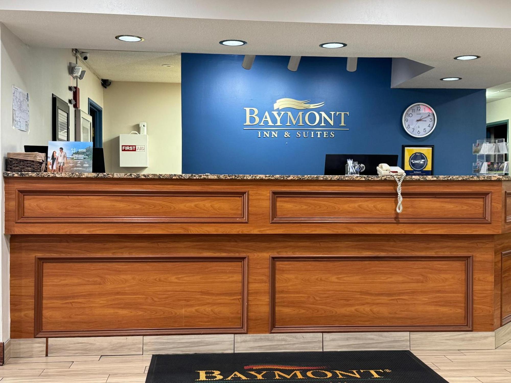Baymont By Wyndham Mishawaka South Bend Area Hotel Bagian luar foto
